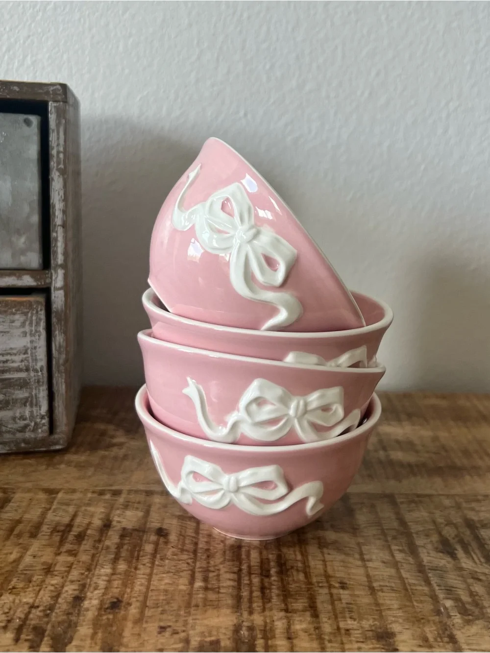 New 4pc Pink Bow Stoneware Small Bowl Set